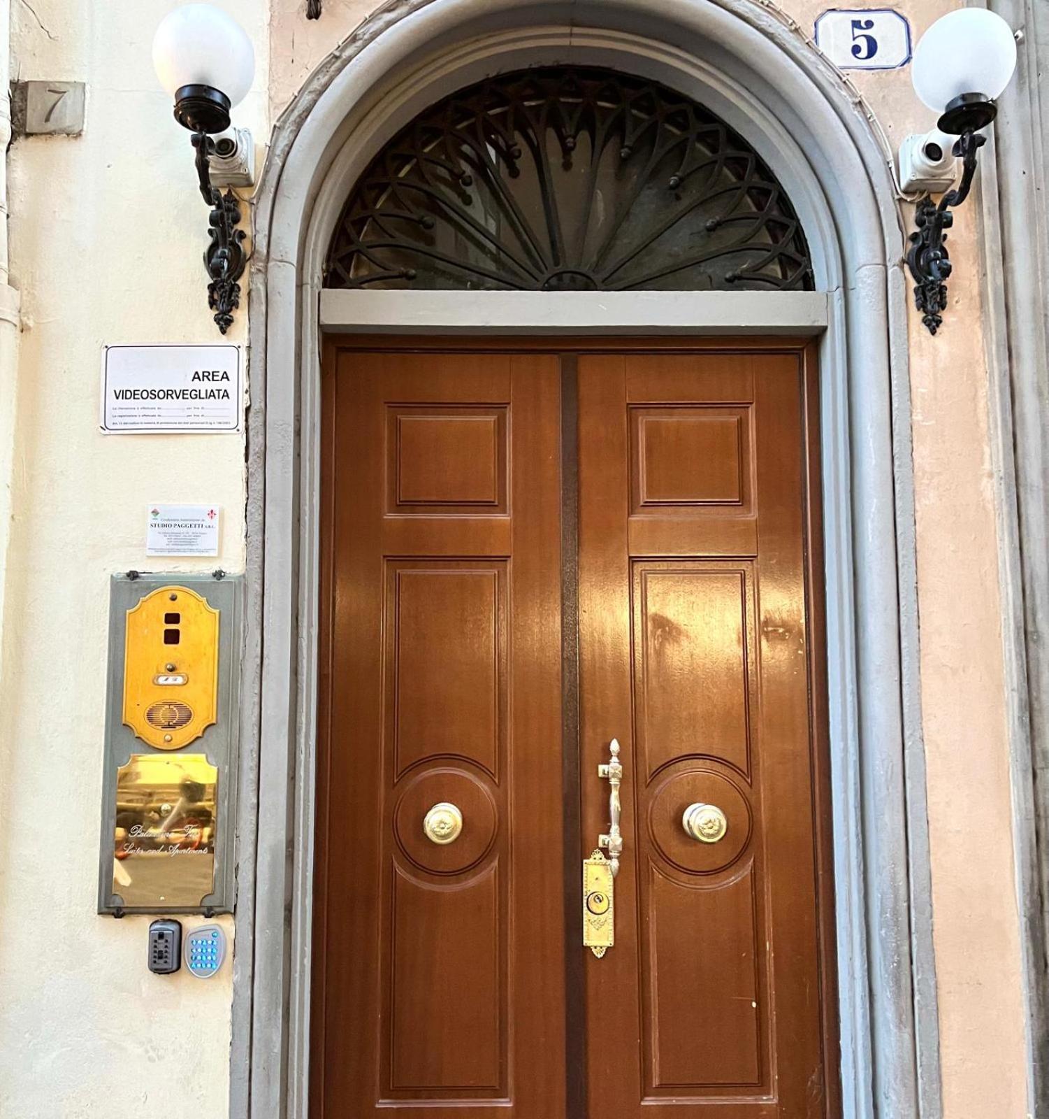 Edward Suite Florence Ngoại thất bức ảnh