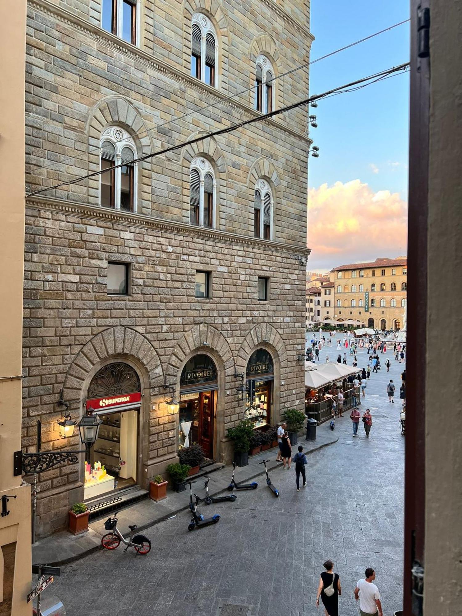 Edward Suite Florence Ngoại thất bức ảnh